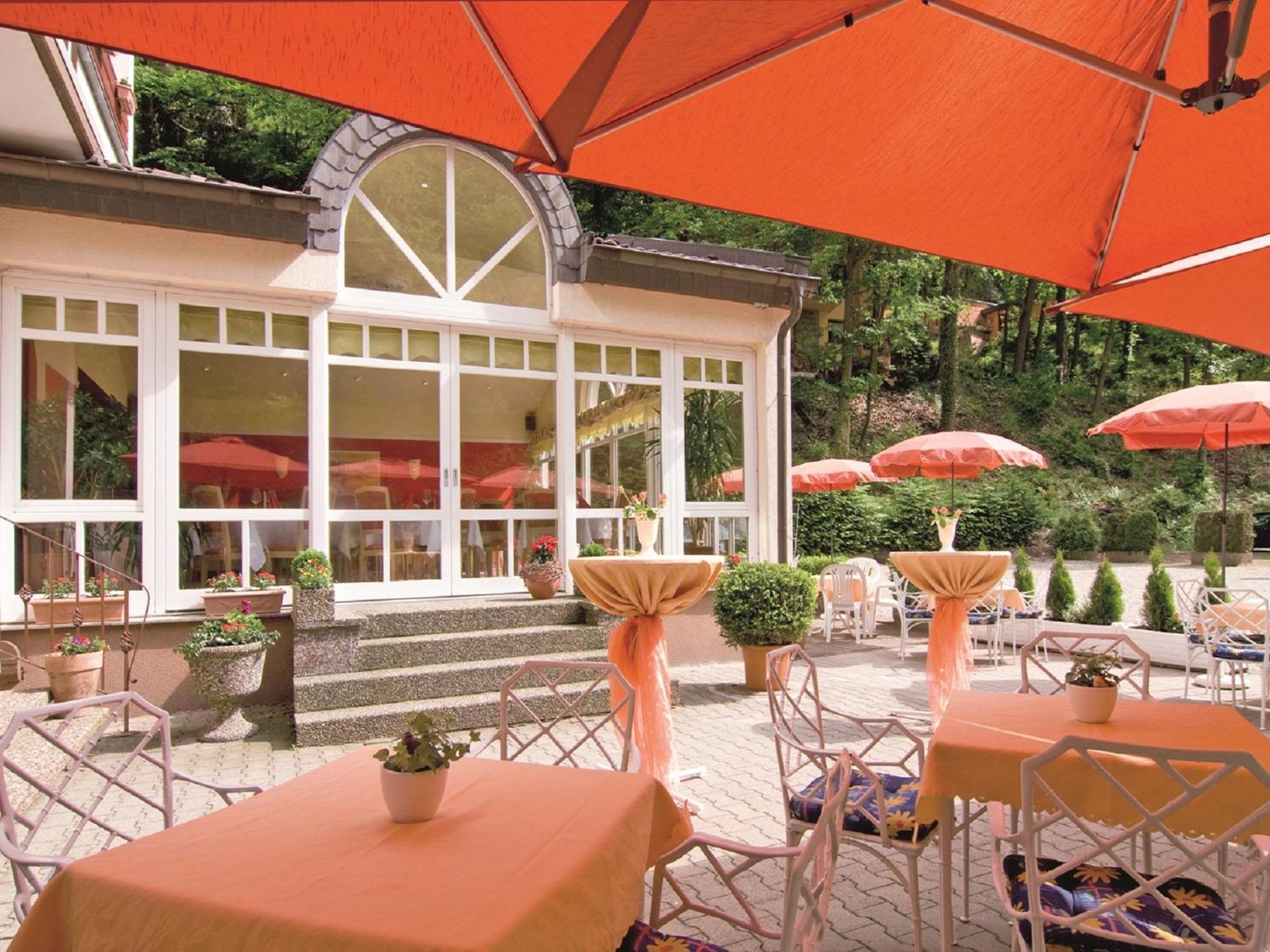 Hotel Goldbaechel Wachenheim an der Weinstraße Exterior foto